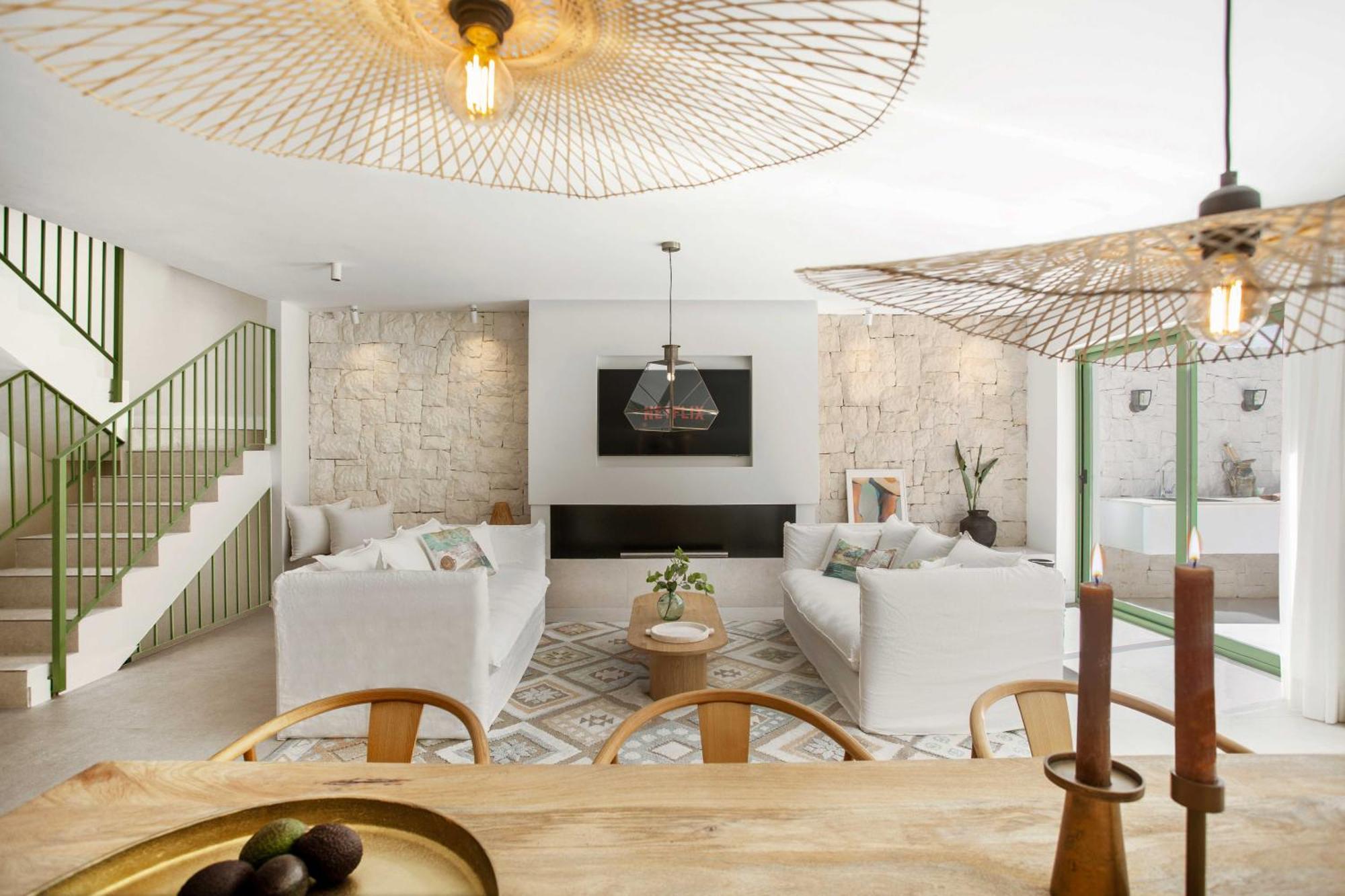 Vacation I Casa Savia, Private Heated Pool, Luxury Interiors, 10min Walk To The Casa de férias